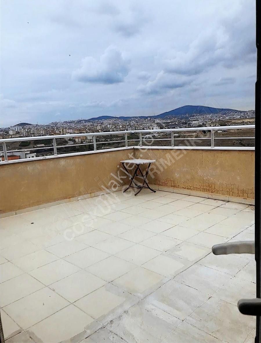 Ahmet Yesevi Mahallesi Satılık 3+2 Dubleks Daire