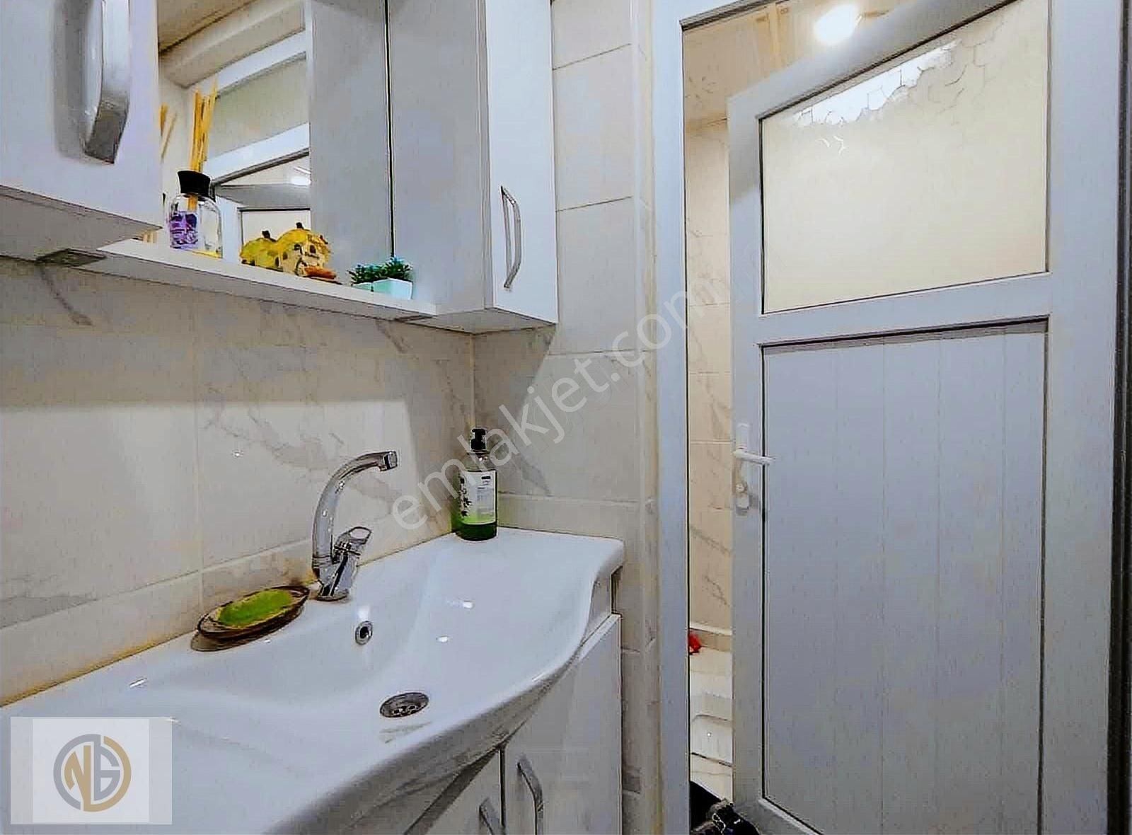 Beyazlar Mah Satılık Lüks 2+1 4.kat Daire
