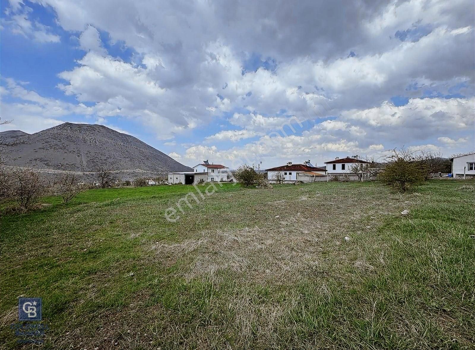 Kıranardı-villa Parseli Olmaya Hazır-satılık 455m2 Tarla