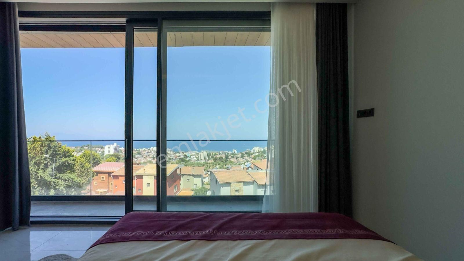 Kuşadası Kadınlar Denizi’nde Full Deniz Manzaralı K.otoparklı 4+1 Villalar - Görsel 16