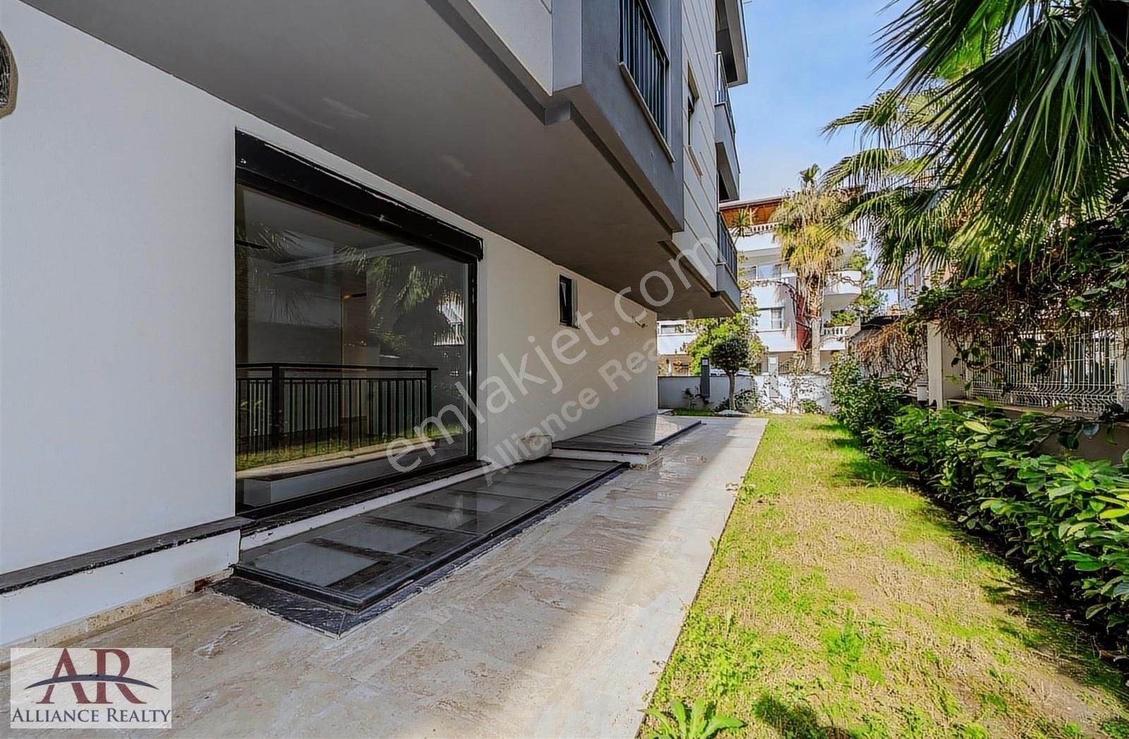 150 M2 Net İşyeri,klinik,plates, Ofis Tabela Değeri Olan