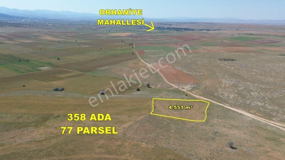 Konya / Akören / Hacılar Mahallesinde 4.551 M² Müstakil Tapulu Tarla