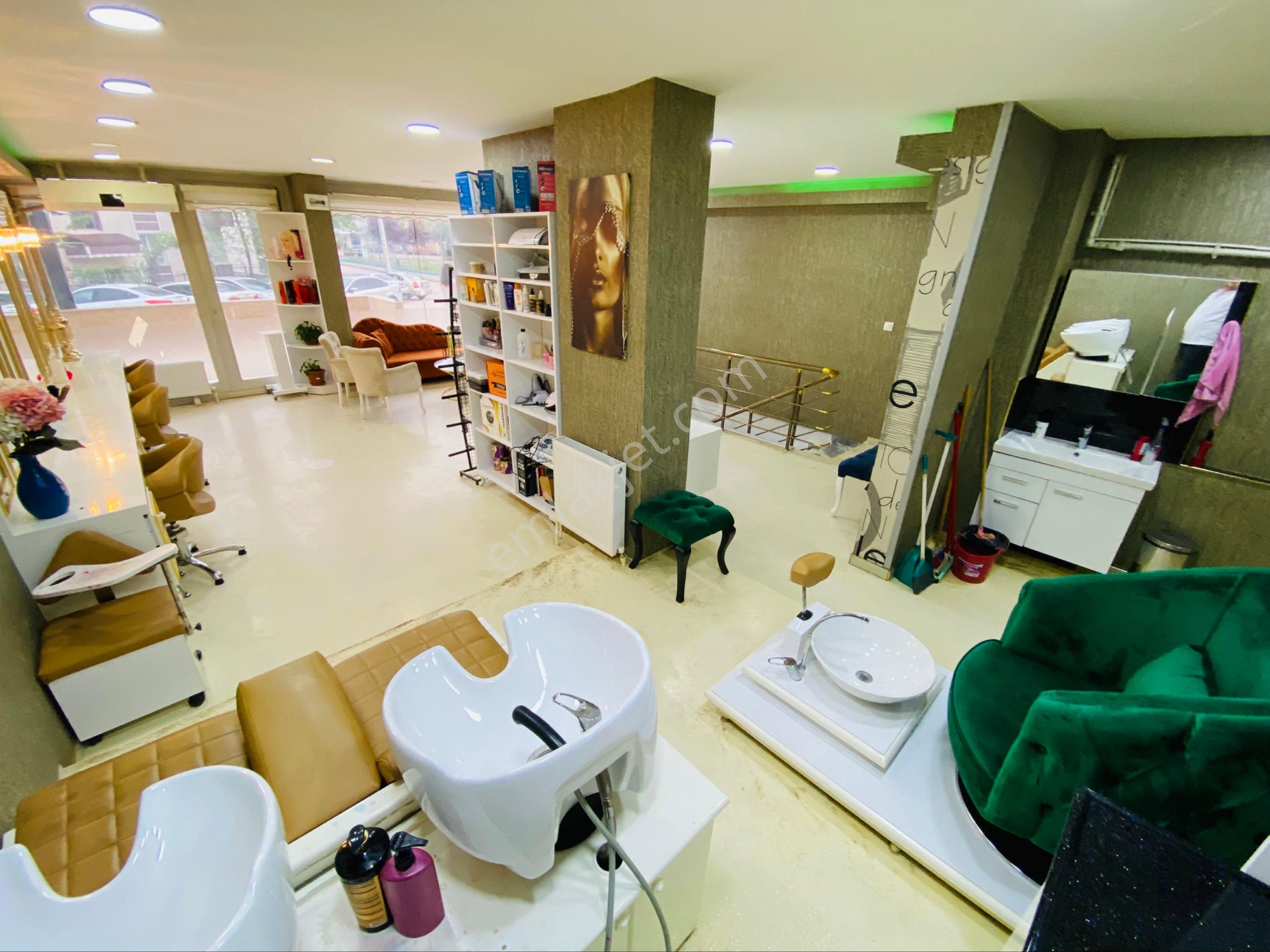 Devren Mülkiyetiyle Birlikte Satılık Bayan Kuaförü Ve Malzemeleri - Görsel 11
