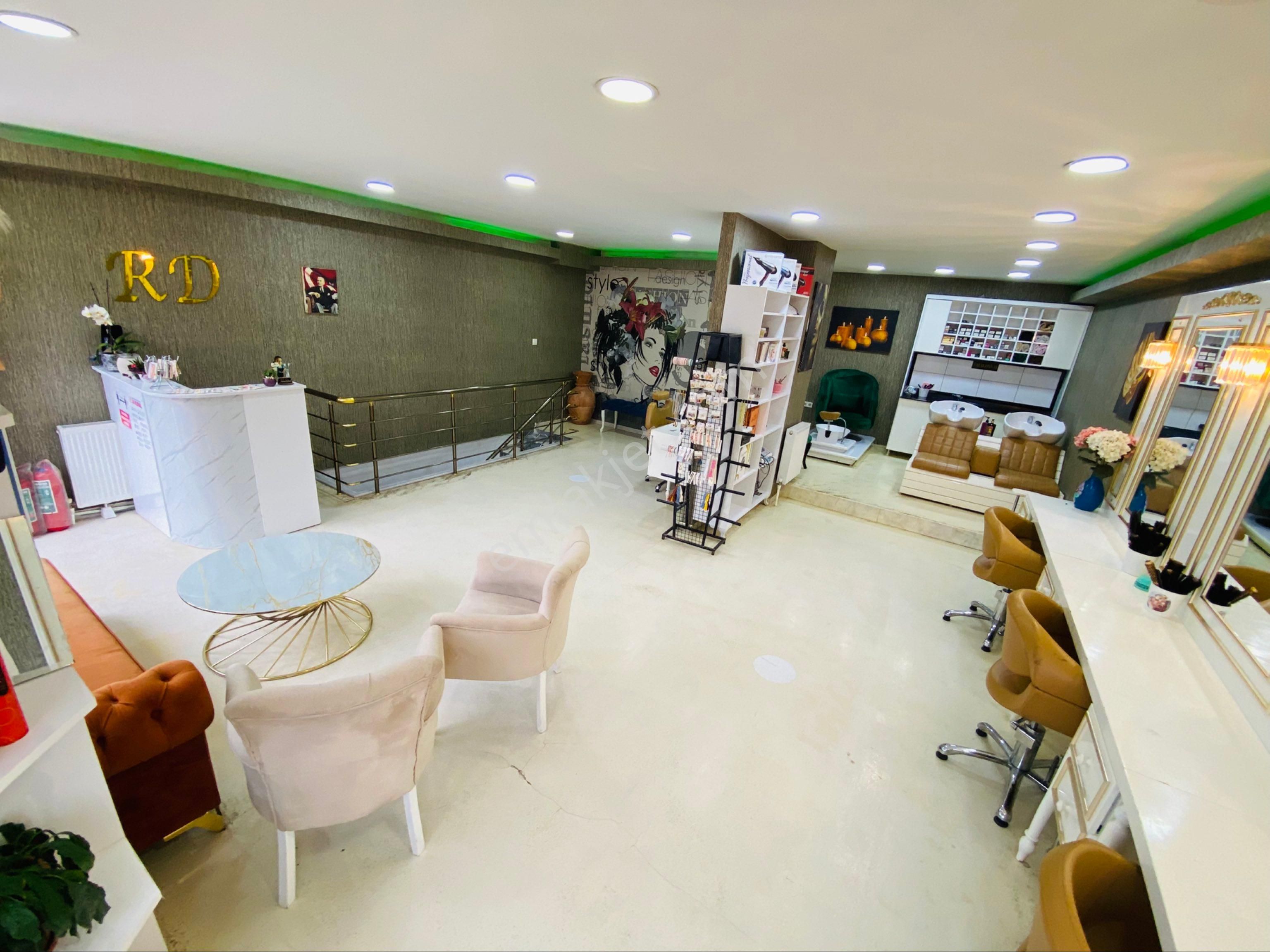 Devren Mülkiyetiyle Birlikte Satılık Bayan Kuaförü Ve Malzemeleri - Görsel 9
