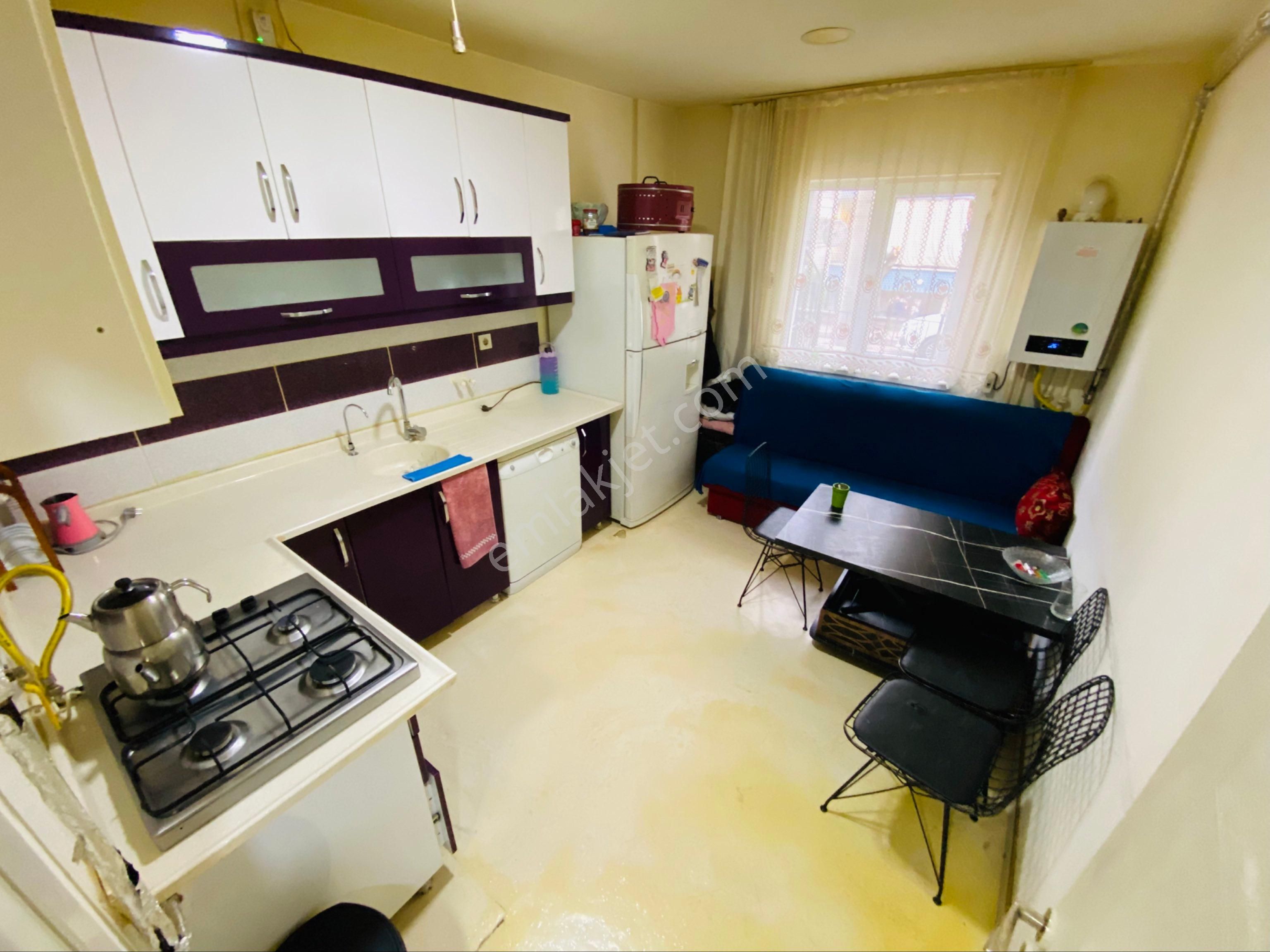 Devren Mülkiyetiyle Birlikte Satılık Bayan Kuaförü Ve Malzemeleri - Görsel 14