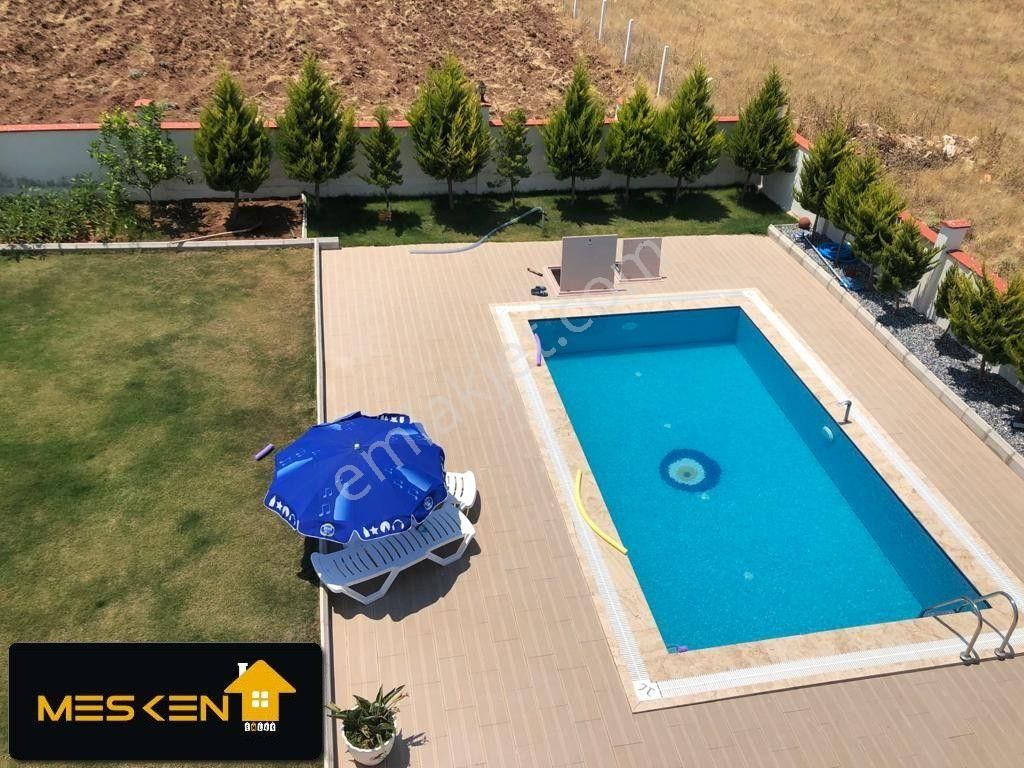 Didim Balova Mevki, 600 M2 Arsa İçinde Tam Müstakil Villa