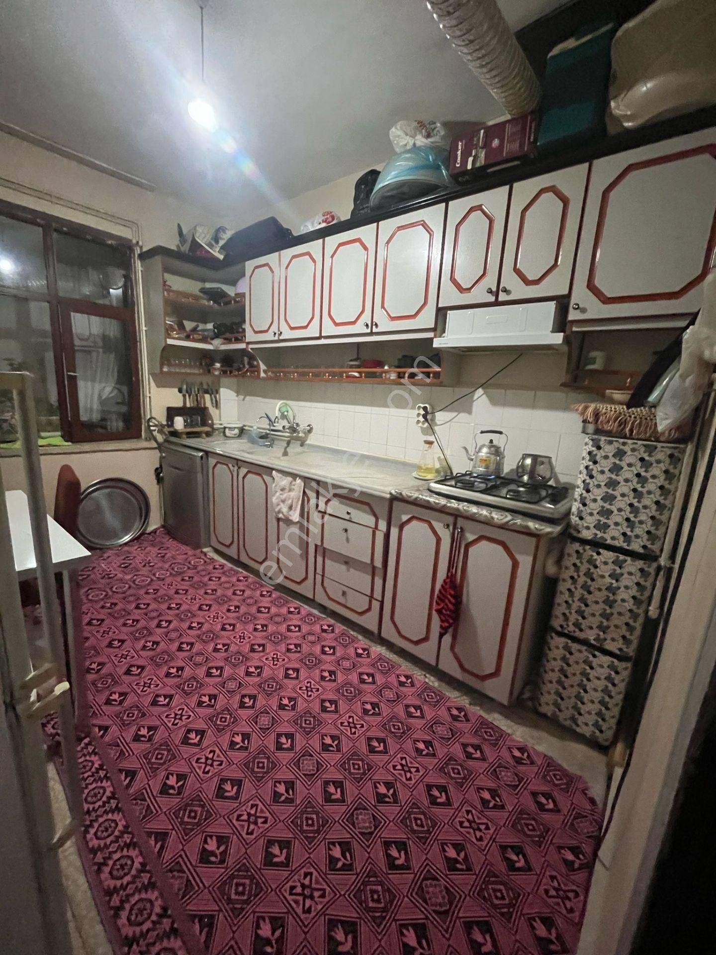 Sancak Mahallesi Satılık 2+1 Bakımlı Kombili Daire