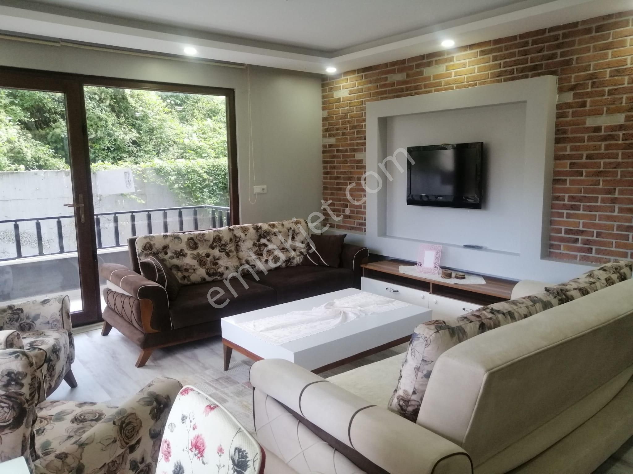 Düzce Konuralp Üvivercity Sitesinde Eşyalı 2+1 Fırsat Yatırımlık