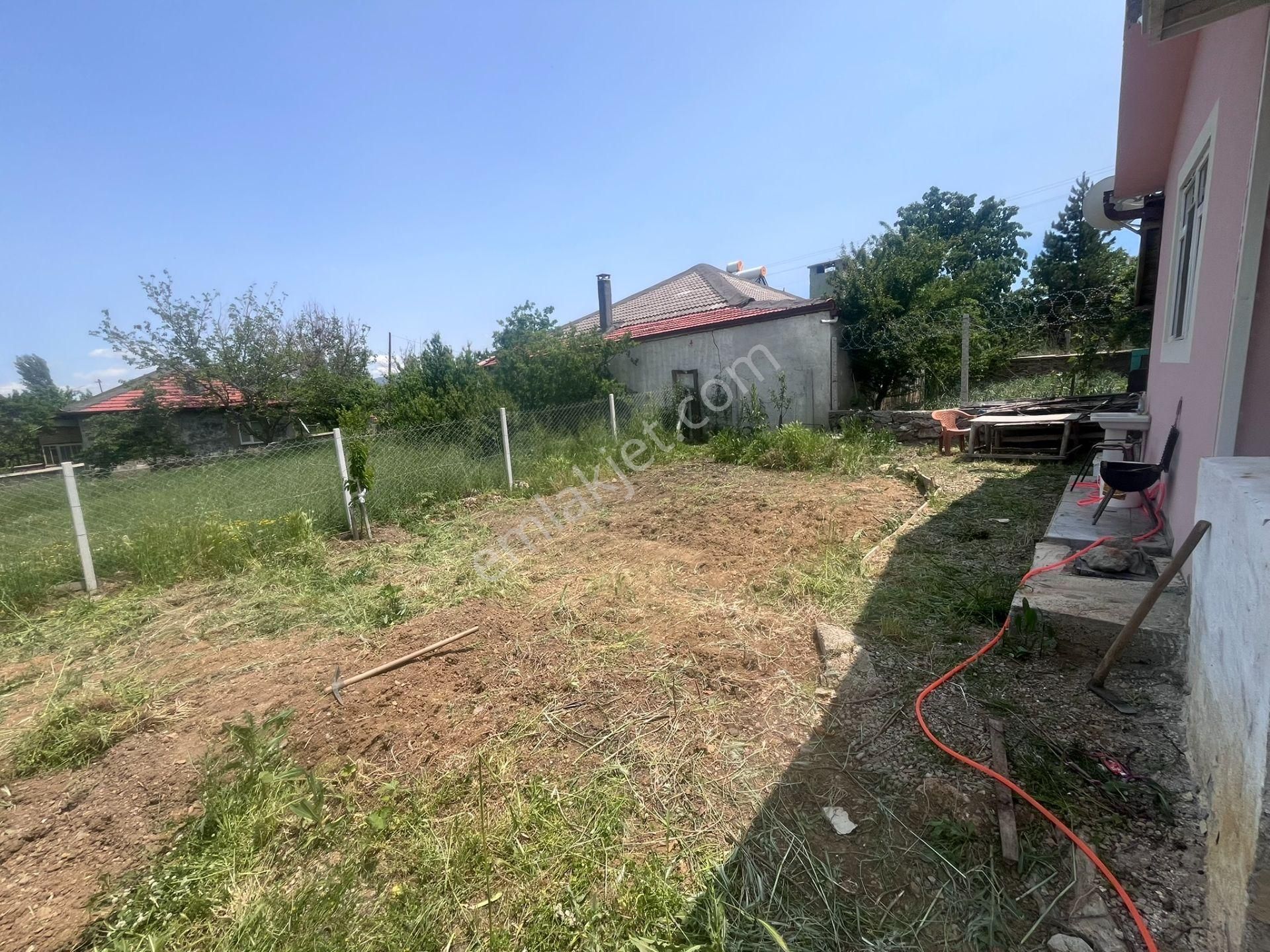 Satılık Ruhsatlı Prefabrik Ev Ve Arsa - Bahçelievler Saadetler Mahallesi