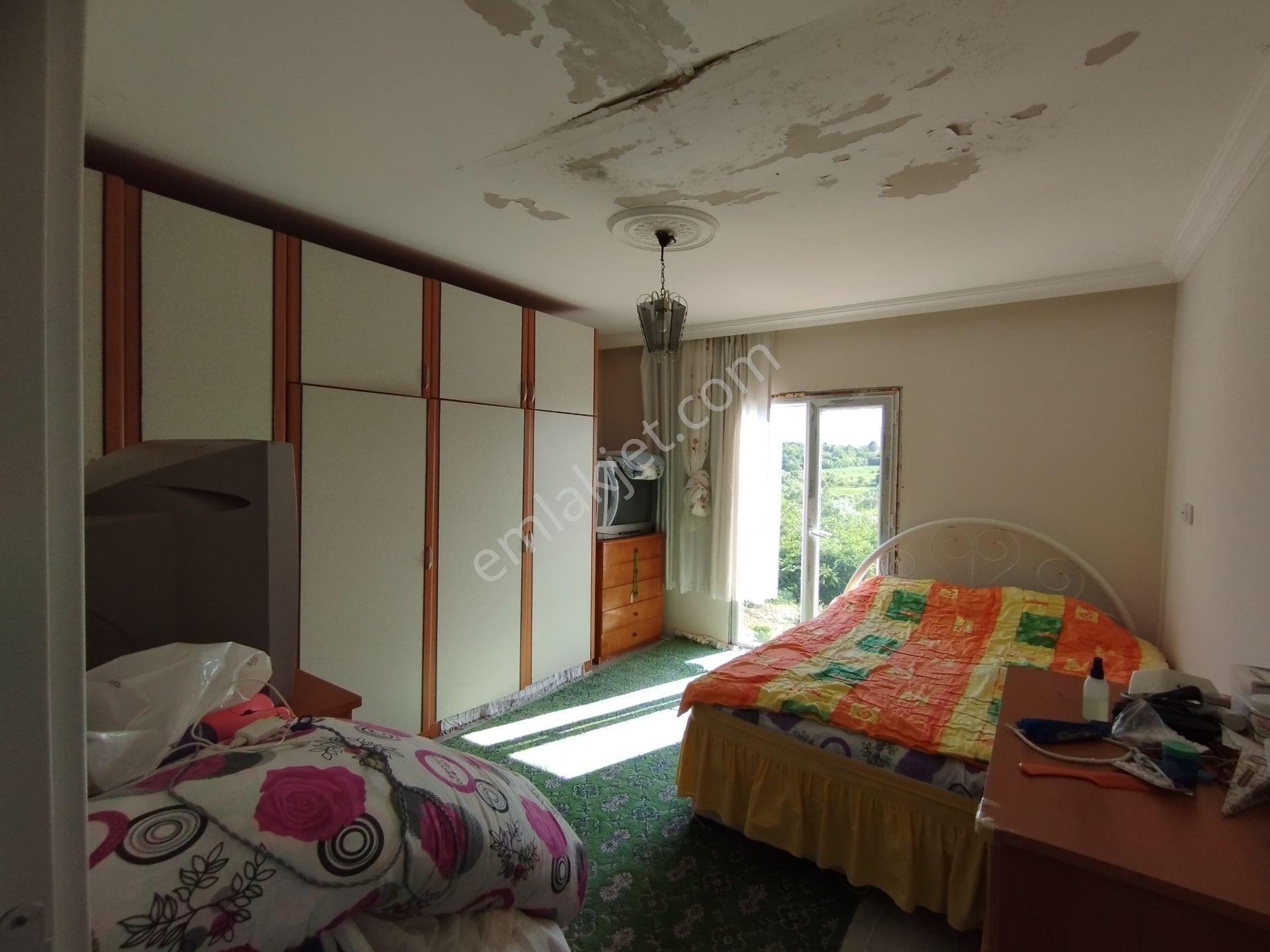 Alihan G.m. Den İçme Köyü Baraj Manzaralı 80 M2 İki Katlı Ev Havuz Geniş Balkonlu Satılık Bahçe - Görsel 18