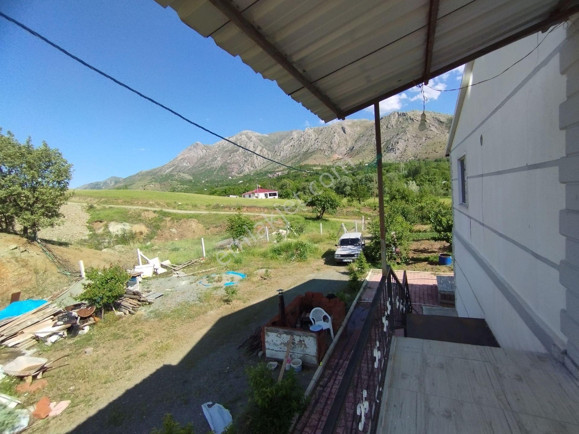 Alihan G.m. Den İçme Köyü Baraj Manzaralı 80 M2 İki Katlı Ev Havuz Geniş Balkonlu Satılık Bahçe - Görsel 27