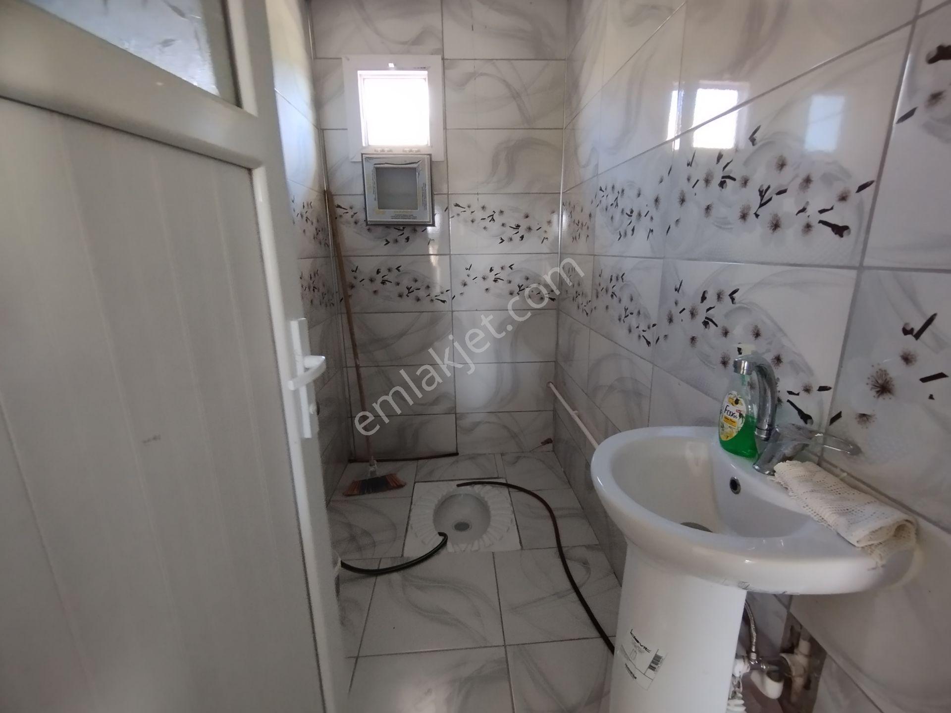 Alihan G.m. Den İçme Köyü Baraj Manzaralı 80 M2 İki Katlı Ev Havuz Geniş Balkonlu Satılık Bahçe - Görsel 20