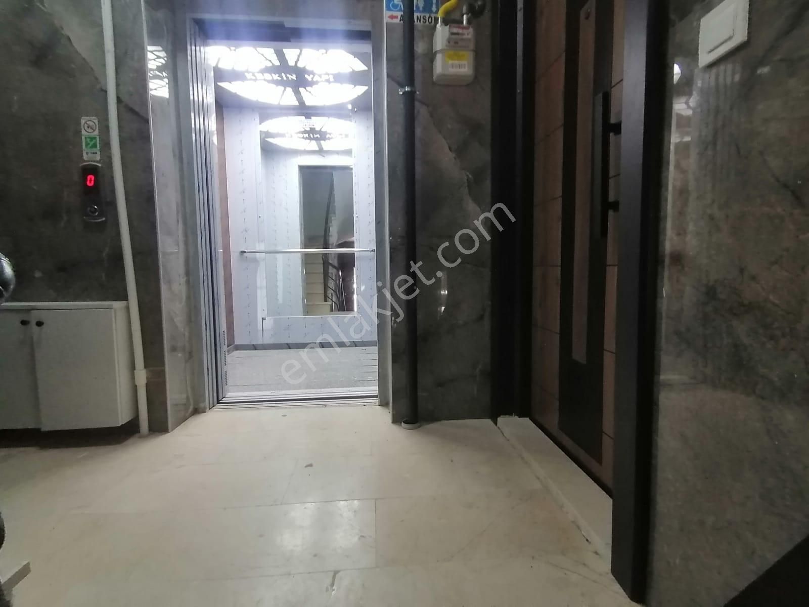 Çekmeköy Plazalar Durağı Ağaoğlu Park Evlerine Komşu Satılık 4+2 - Görsel 28