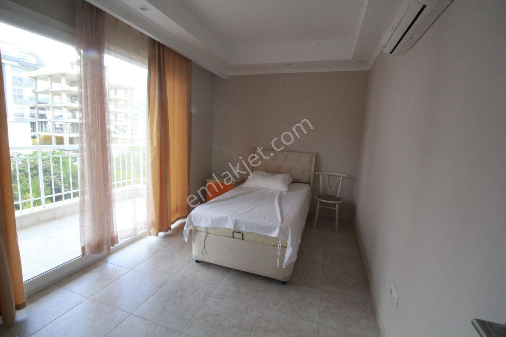 Oba'da Site İçerisinde 3+1 Havuzlu Eşyalı 155 M2 Satılık Doblex - Görsel 13