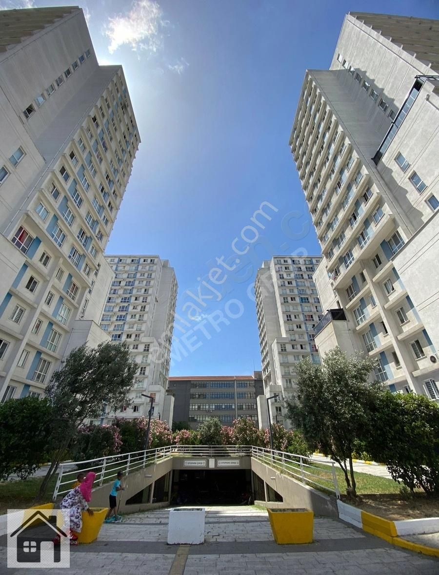 Özyurtlar Ncity Esenyurt Sitesinde Satılık 2+1 Manzaralı Daire