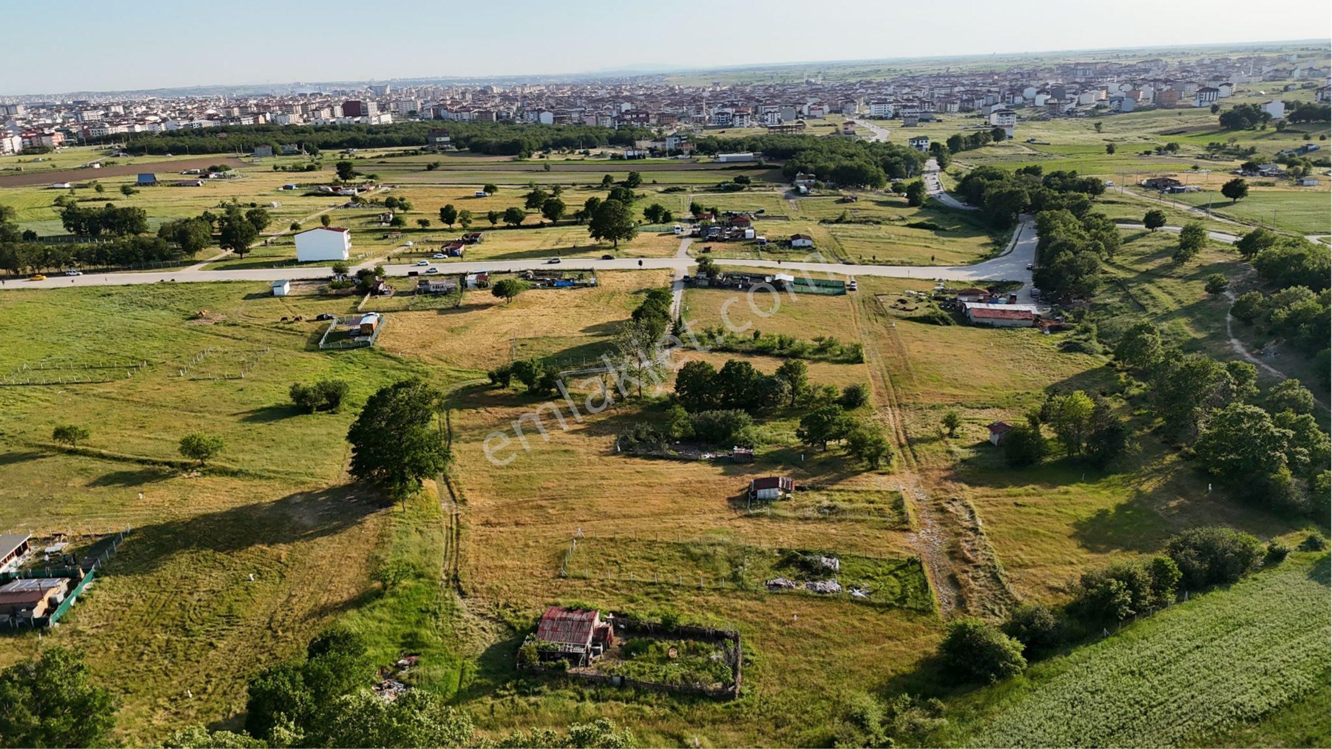 Tekirdağ Kapaklı / Atatürk 260 M2 Tek Tapu Satılık Arsa