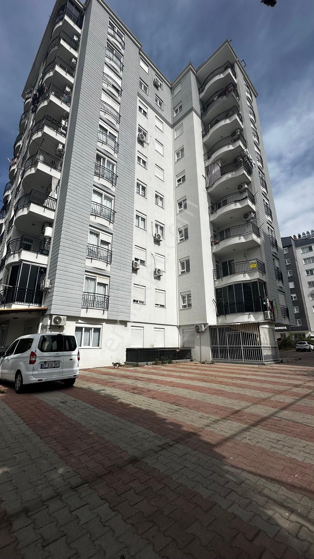 Berapark'tan Şafak'ta Site İçi Satılık 2+1 Arakat Daire