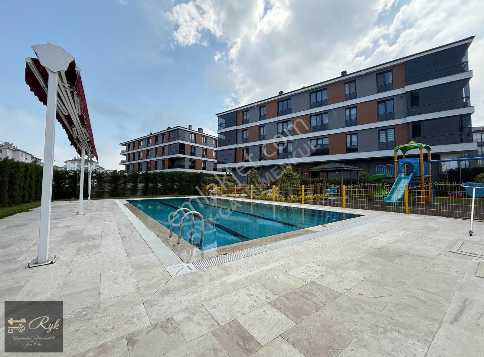 Mayıs Fırsatı ! Akasya 4 Sitesi Uygun Fiyatlı Sıfır Daire !