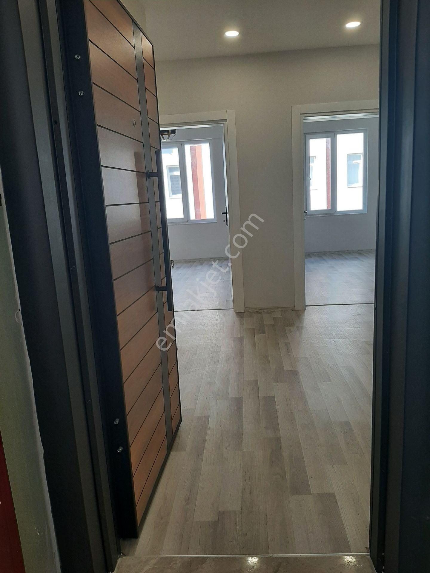 Manavgat’ın En İşlek Caddesin De Kiralik Ofis