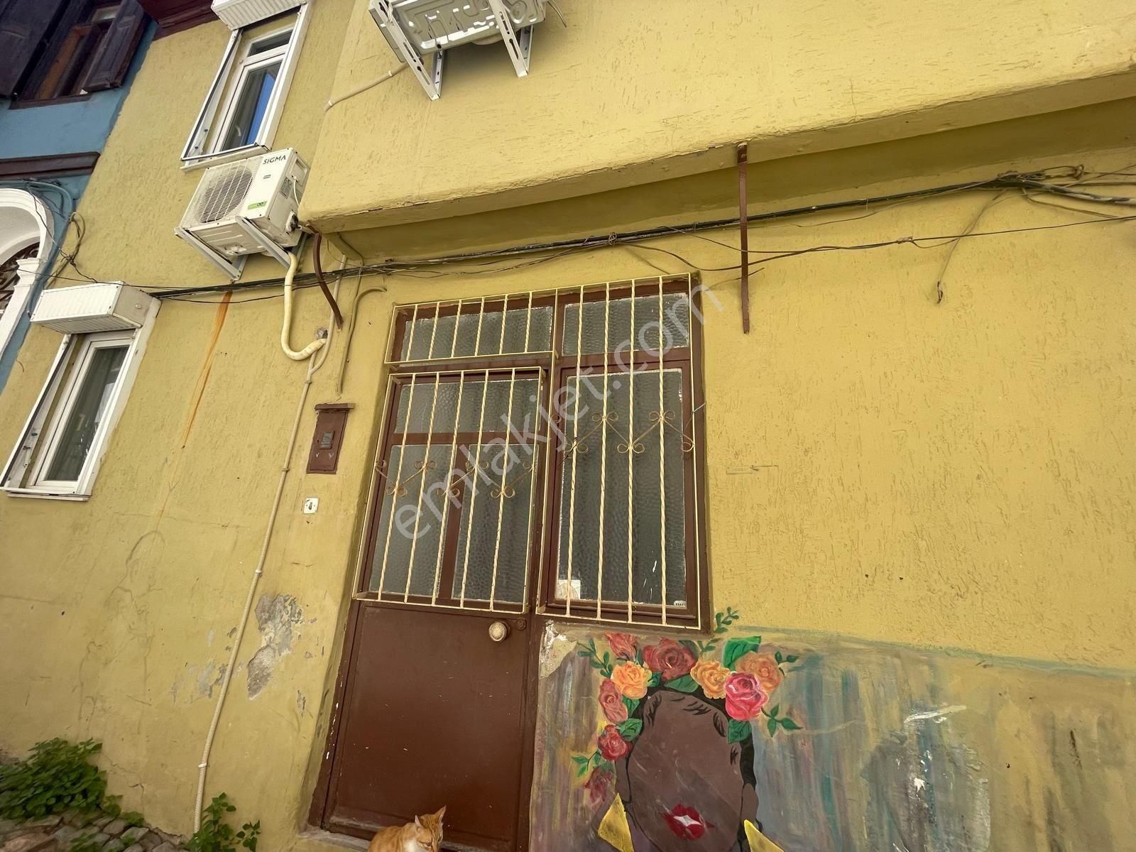 Premar Ayvada'dan Ayvalık Merkez'de Teraslı 2 Katlı 2+1 Taş Rum Evi - Görsel 3