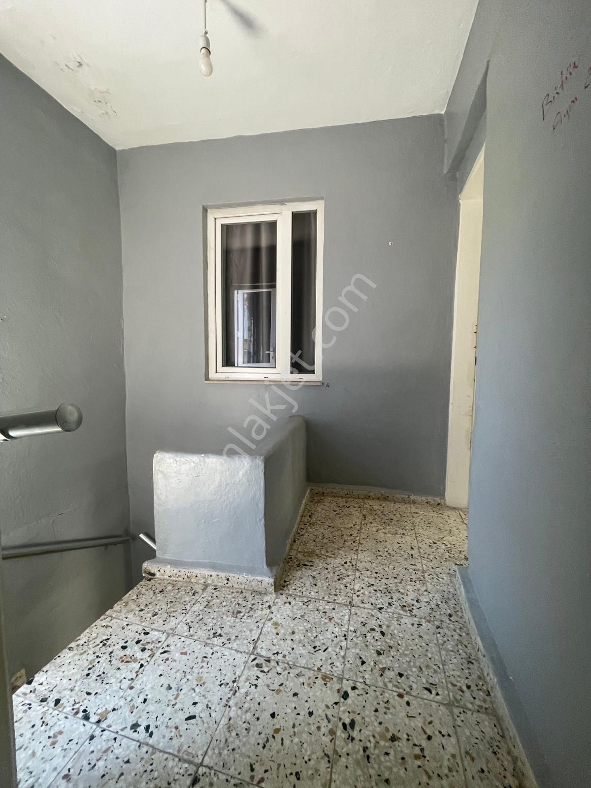 Premar Ayvada'dan Ayvalık Merkez'de Teraslı 2 Katlı 2+1 Taş Rum Evi - Görsel 15