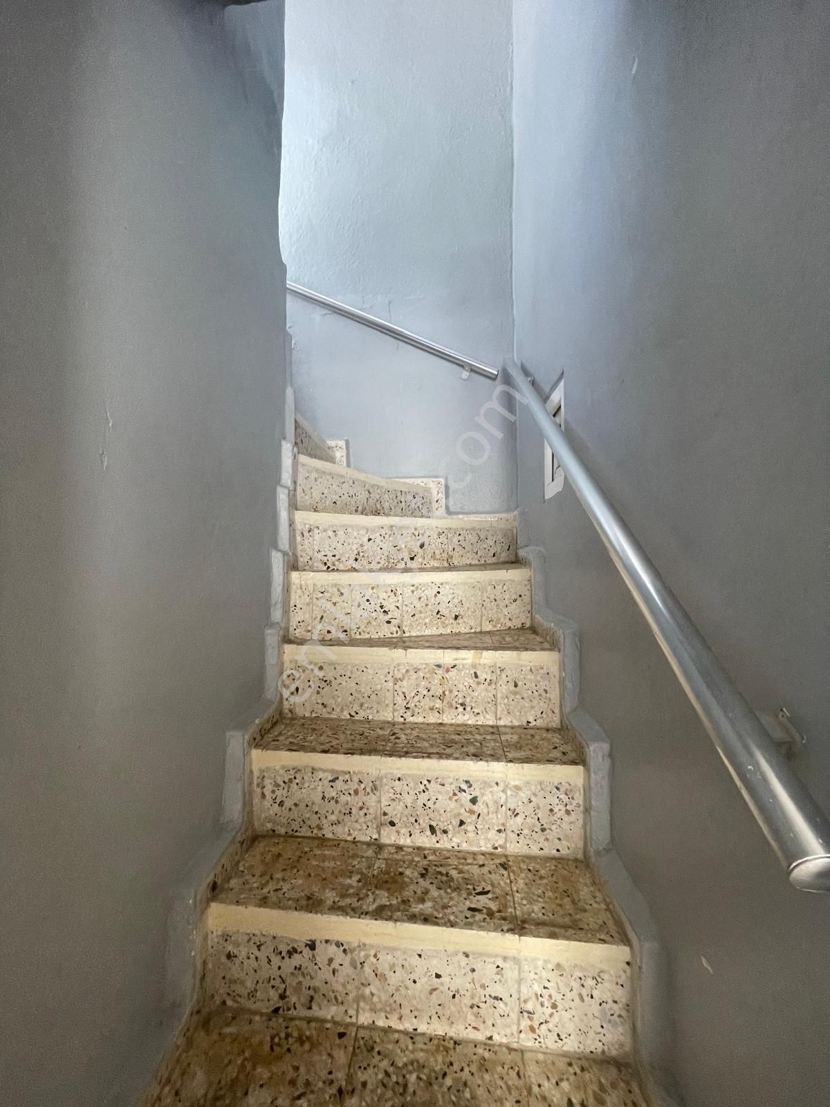 Premar Ayvada'dan Ayvalık Merkez'de Teraslı 2 Katlı 2+1 Taş Rum Evi - Görsel 14