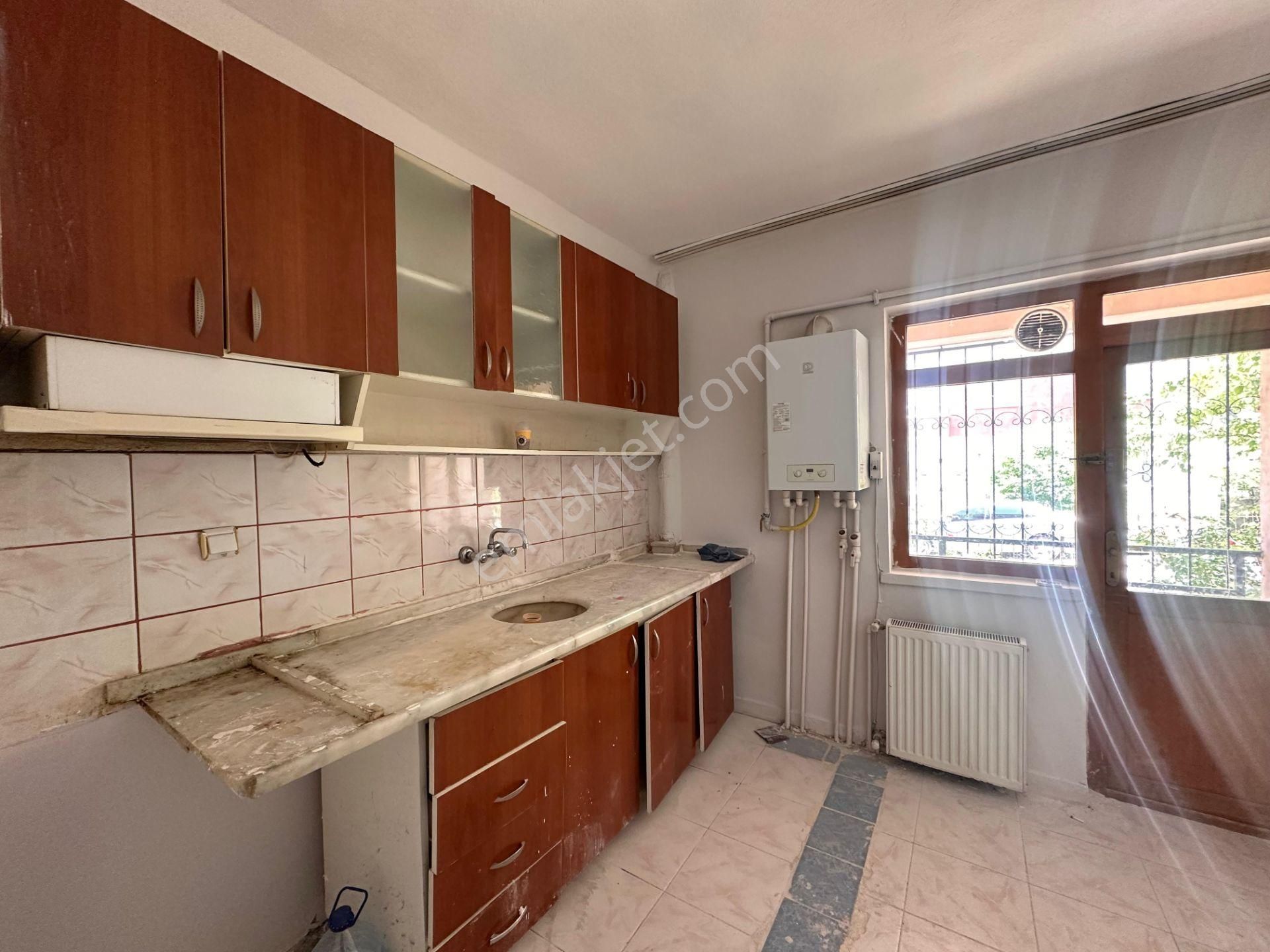 Sincanın En Nezih Mahalelerinden Andiçen Mahalesinde Güney-ön Cephede 3+1 Satılık Daire