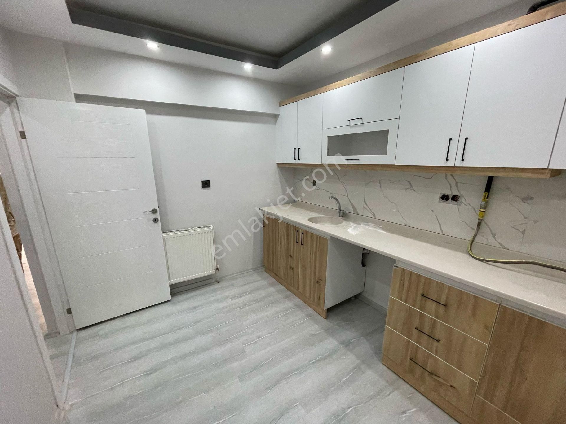 Canyapı'dan Ttm Yakını Ege Mahallesinde Satılık Kup10 2+1 Daıre