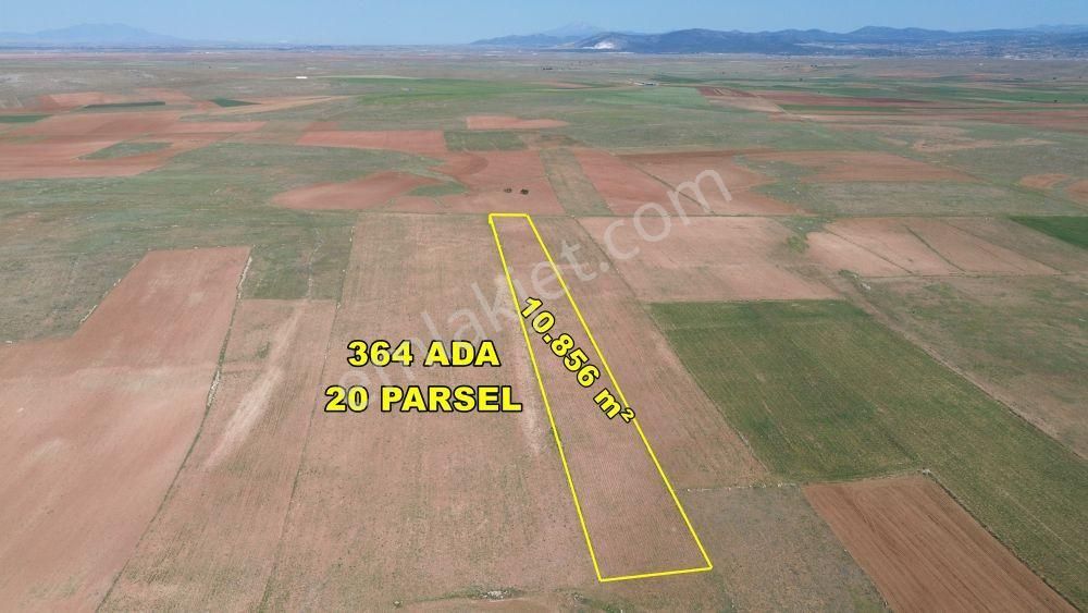 Konya / Akören / Orhaniye De 10.856m² Tarla