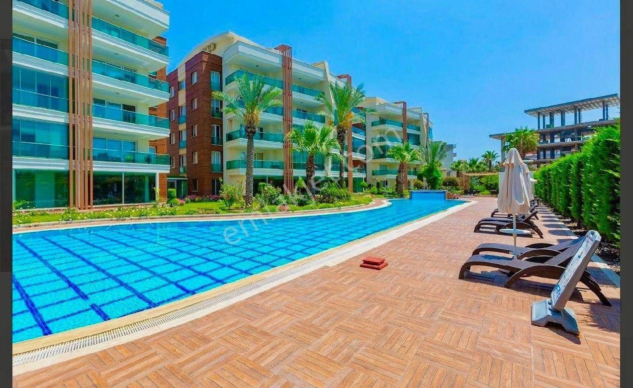 Alanya Oba Mah.full Aktiviteli Eşyalı Satılık 2+1 Daire