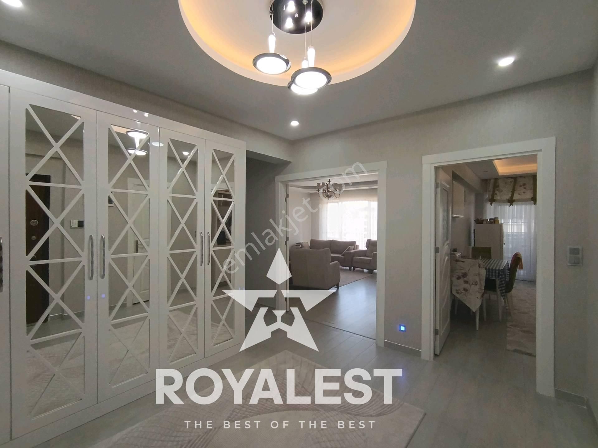 Royalest'ten Osmangazi'de Ultra Bakımlı Site İçi 3+1