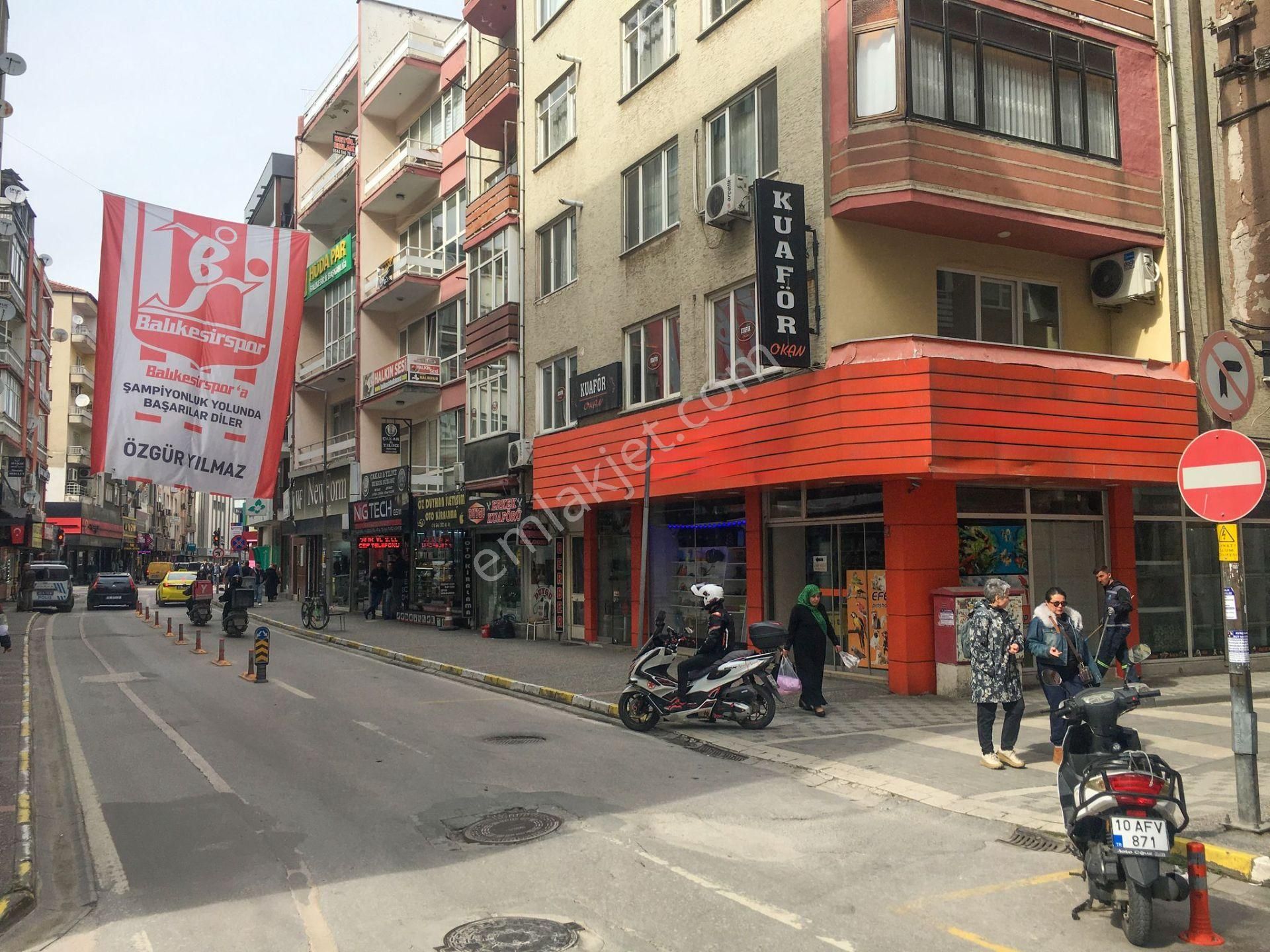 Era Söz'den Balıkesir Altıeylül Çarşı Merkezde Satılık Dükkan