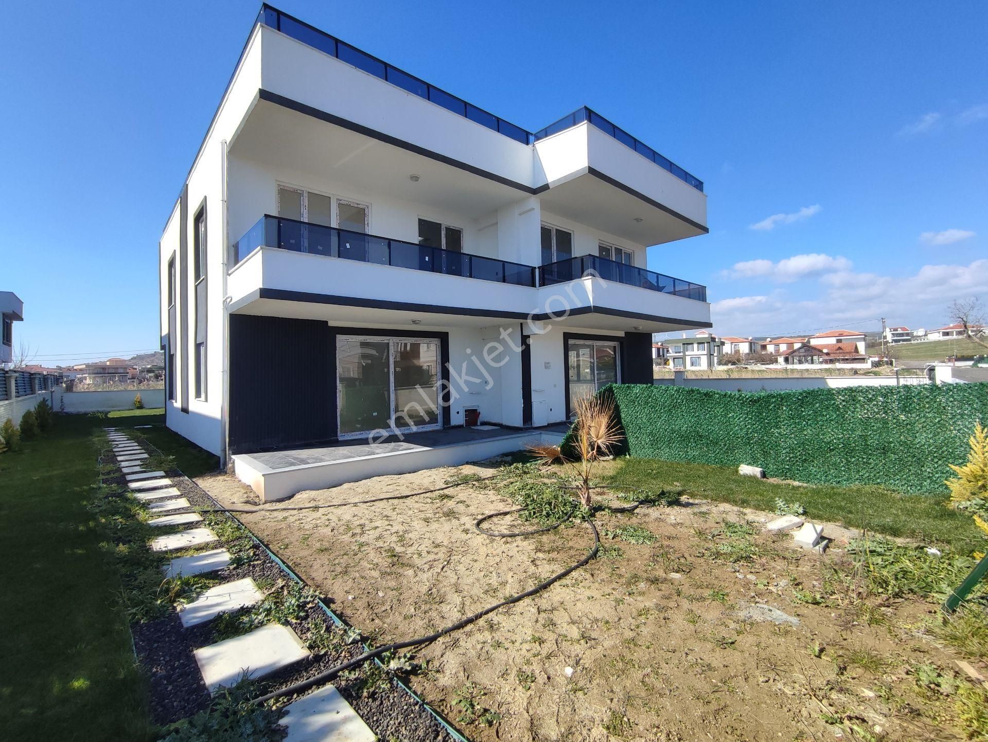 Bulut Yatırımdan 120 M² 4+1 300 M² Arsa İçerisinde Müstakil Ev