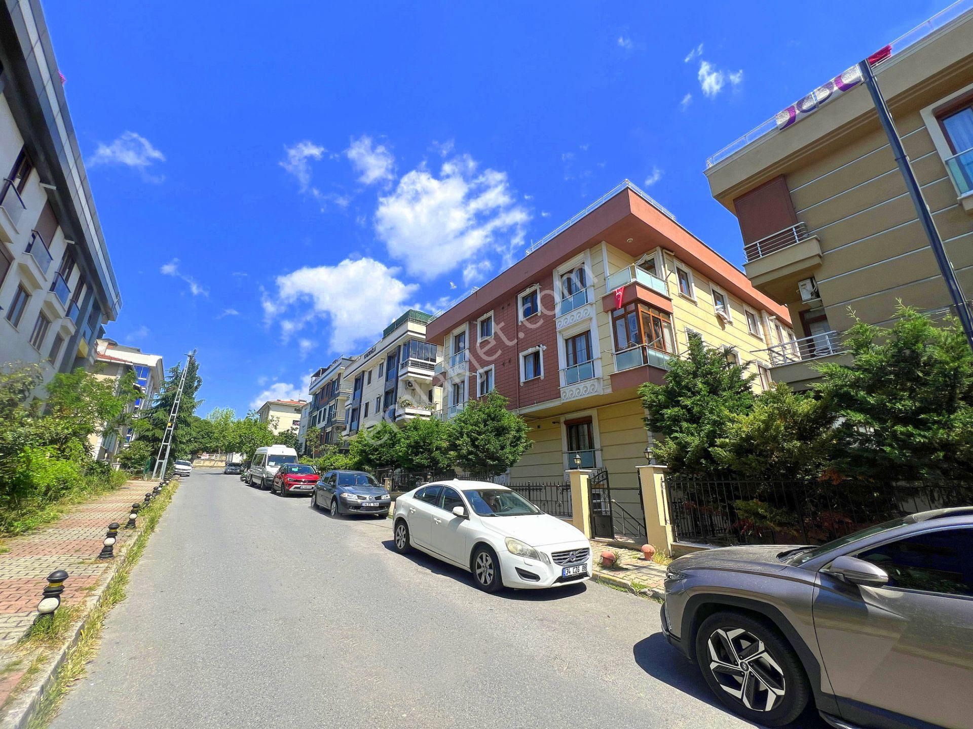 ▃birikim▃ Aydınevler'de 6 Yıllık Binada Ön Cephe Ara Kat Lüx 2+1