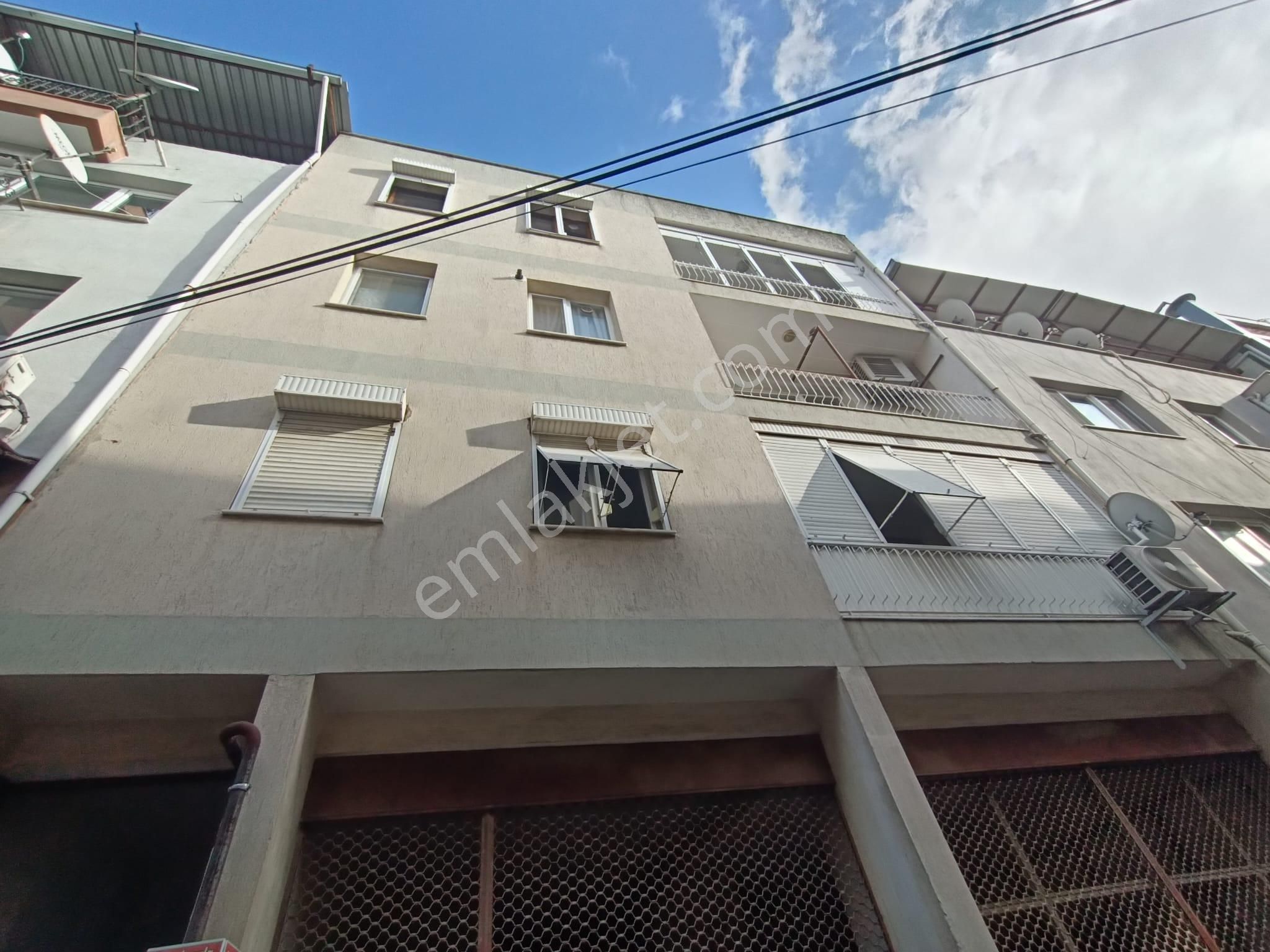 Hastane Karşı Sokağı Geniş 3+1 Bakımlı Daire