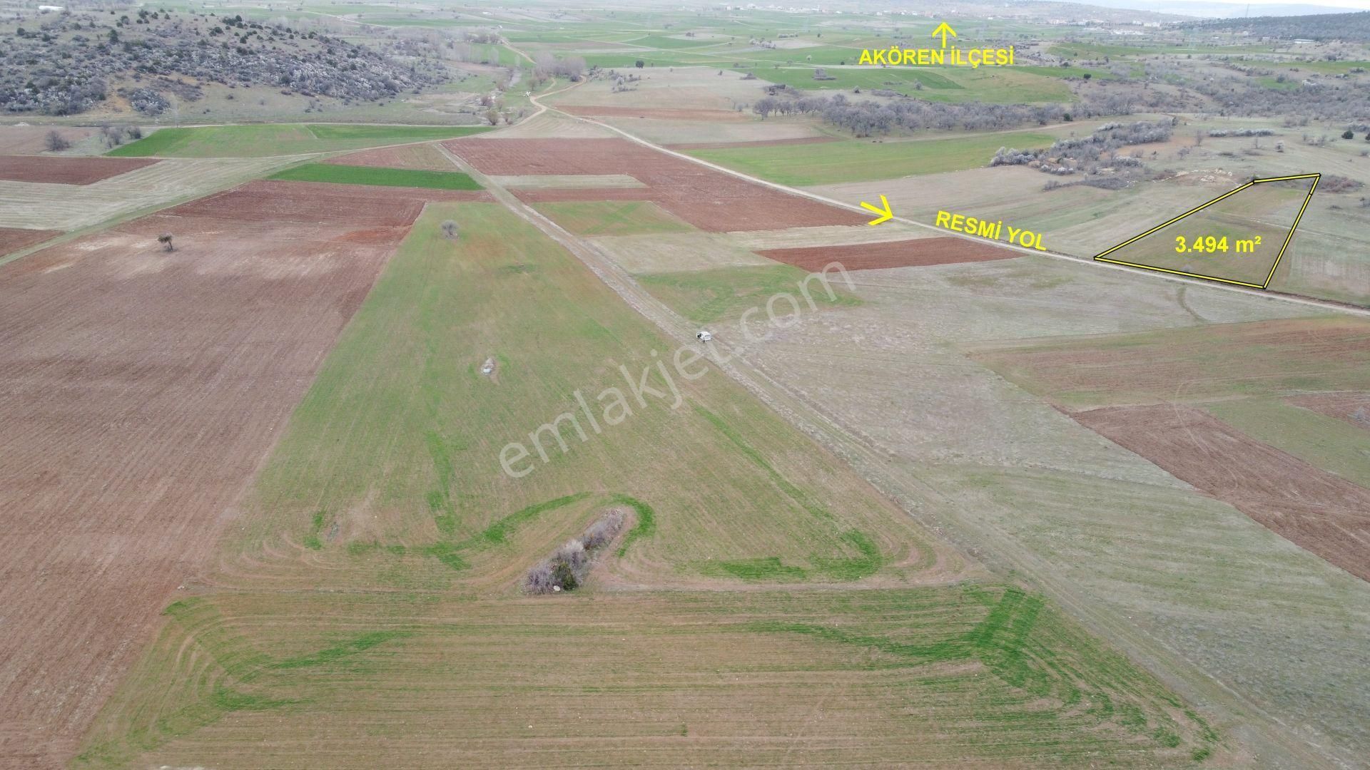 Konya / Akören / Tülce 3.494 M² Asfalt Yola Cephe Tarla