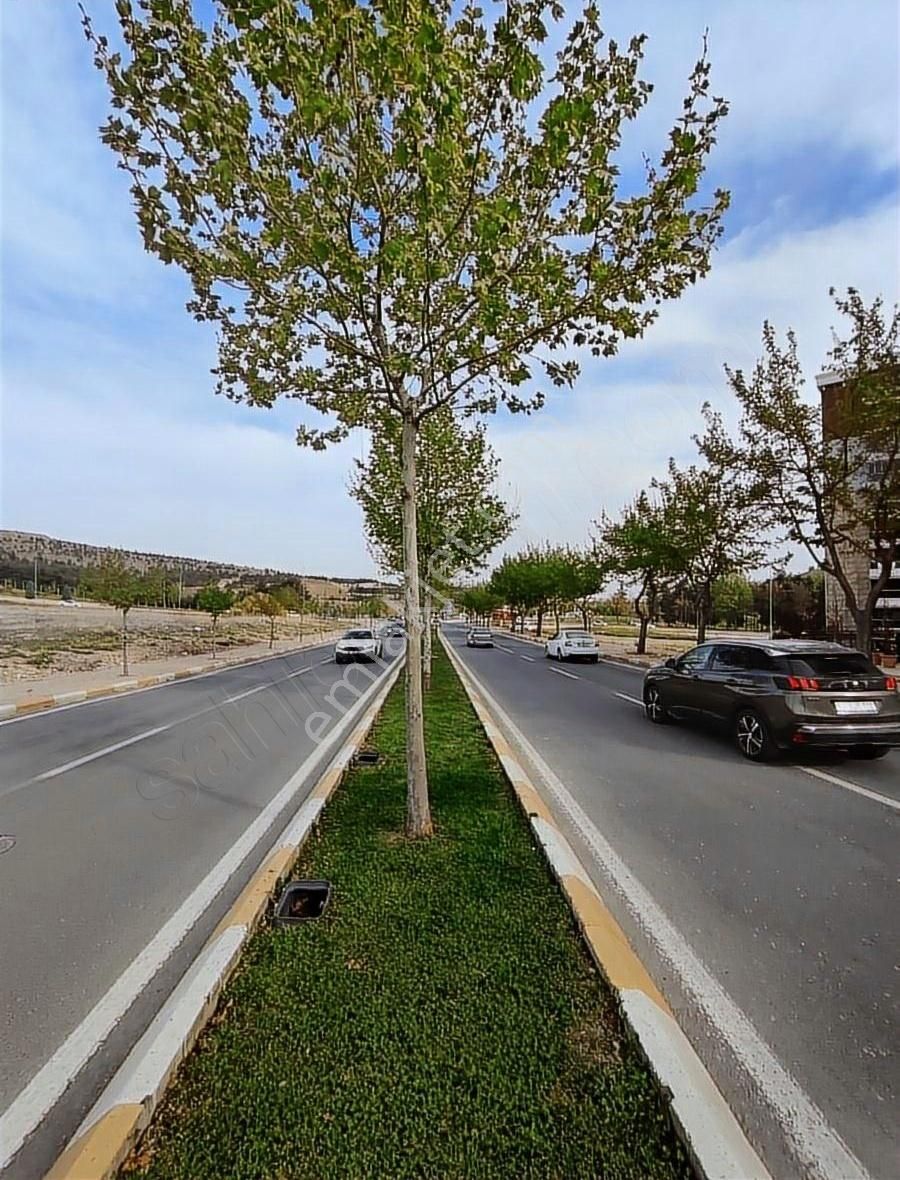 Cadde 17 Emlak'tan 3+1 Arakat Sitede Daire