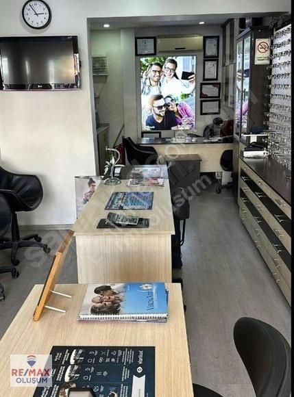 Remax Necati Kurt/bayrampaşa Tuna Caddesi'nde Mağaza/dükkan