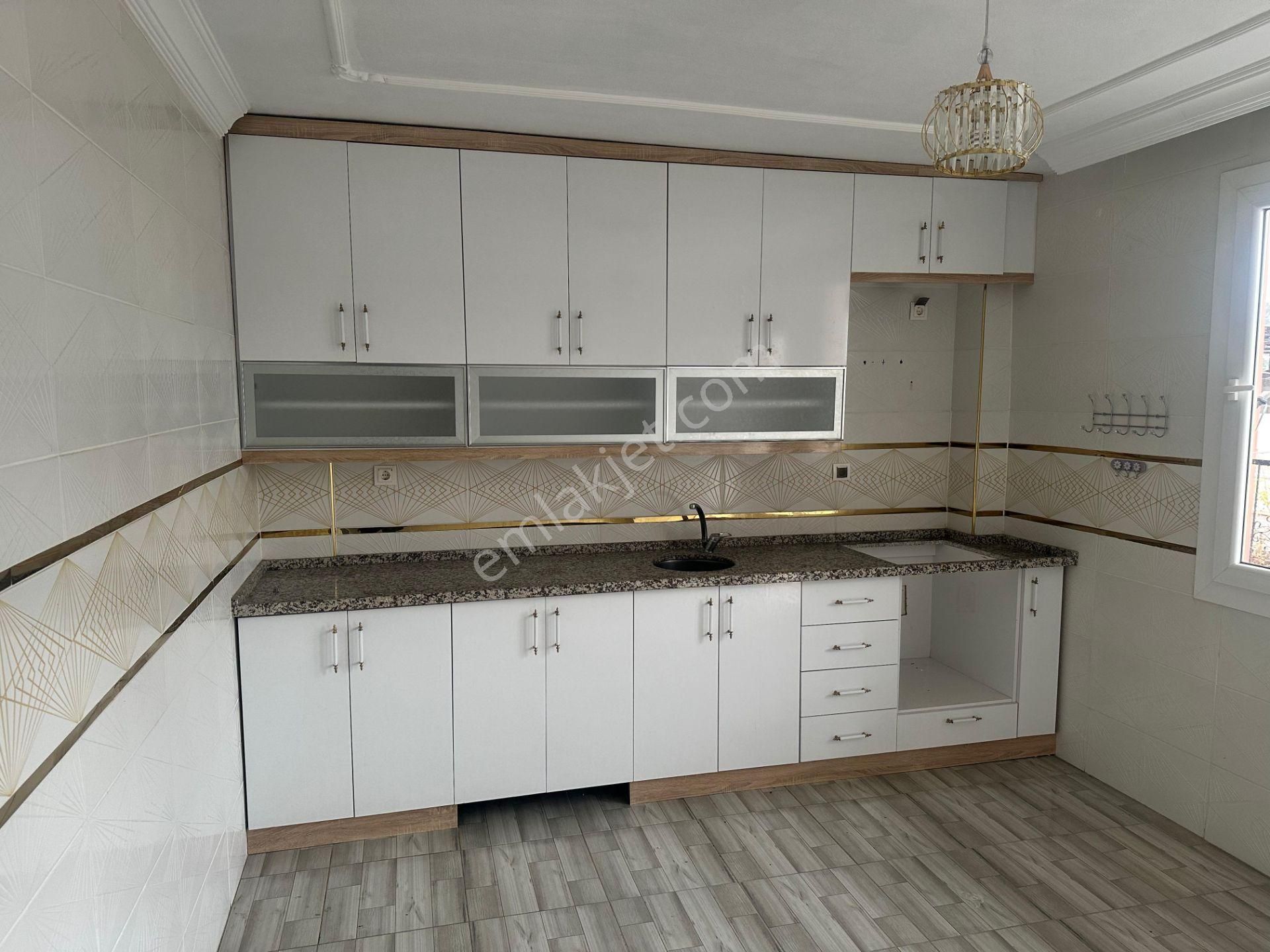Adana Sarçam İnçirlik Kemalpaşa Mahallesinde 2+1 Kiralık Geniş Fırsat Daire !! Açıklama Oku !!