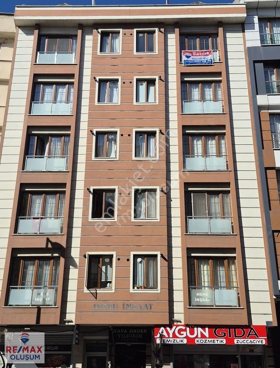 Remax Necati Kurt/kağıthane Sultan Selim Caddesi 4+1 Dublex