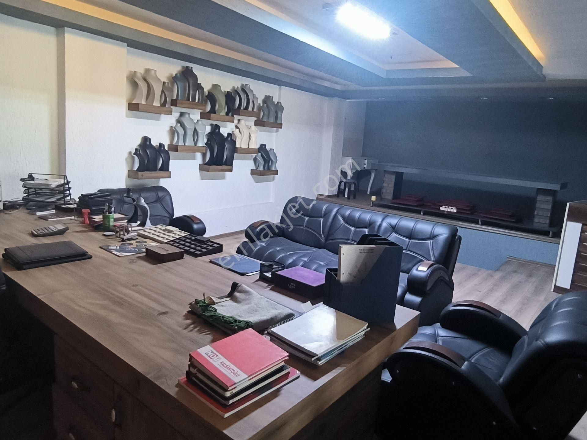 Acil Satılık Namık Kemal Mahallesi'nde Dükkan