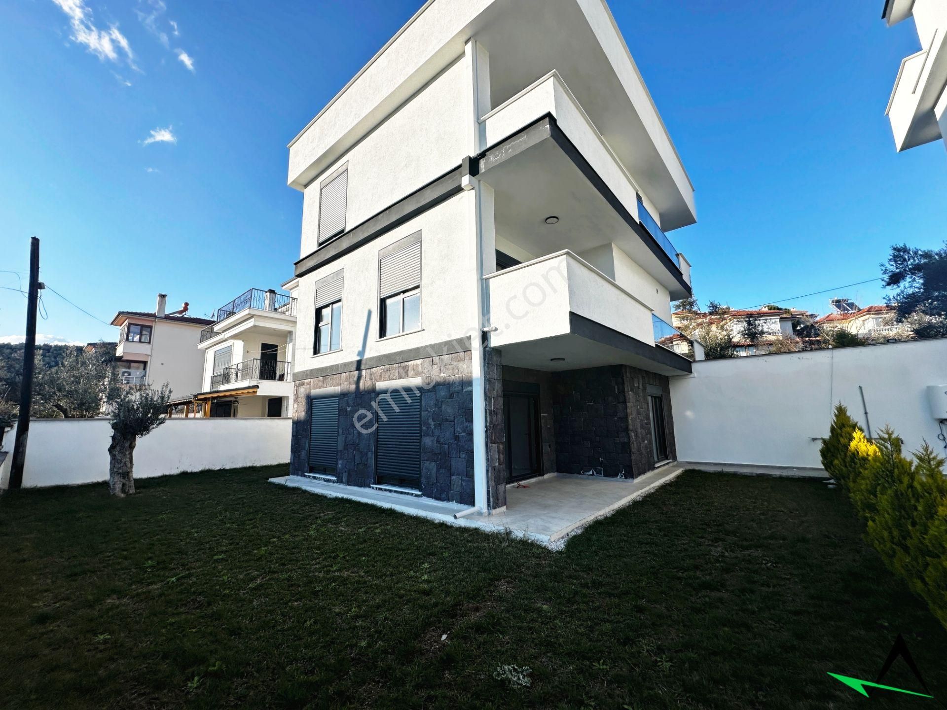 🔴 Gürede Tam Müstakil 2 Geniş Bahçeli Deniz Manzaralı 4+1 Satılık Villa
