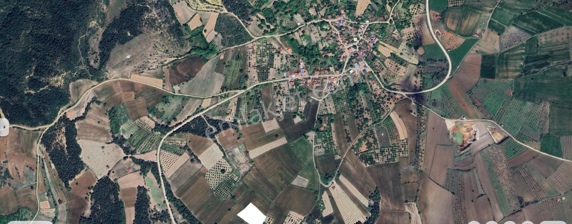 3.720 M2 Balçıkhisarda Satılık Tarla
