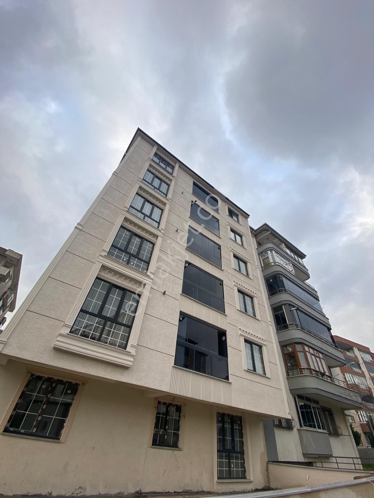 Remax Land'dan Rumeli'de Satılık Sıfır İskanlı Lüks 2+1 Daire