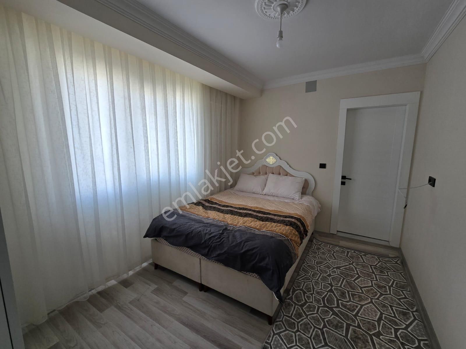 Lidya Group'dan Manisa Alaşehir Hacıbey Mahallesin'de Eşyalı 1+1 Kiralık Daire