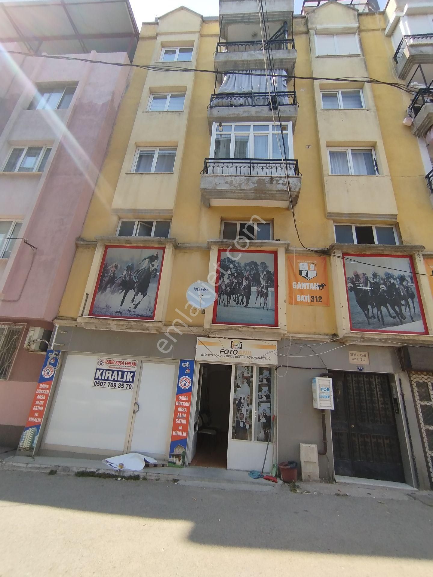 Yıldız Mah 90 Metrekare Büro Sokak İçi Klimalı