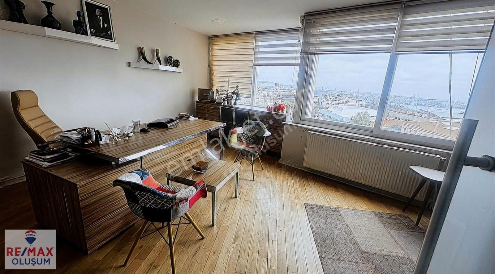 Nişantaşı Valikonağı Caddesi Boğaz Manzaralı Satılık Boş Daire