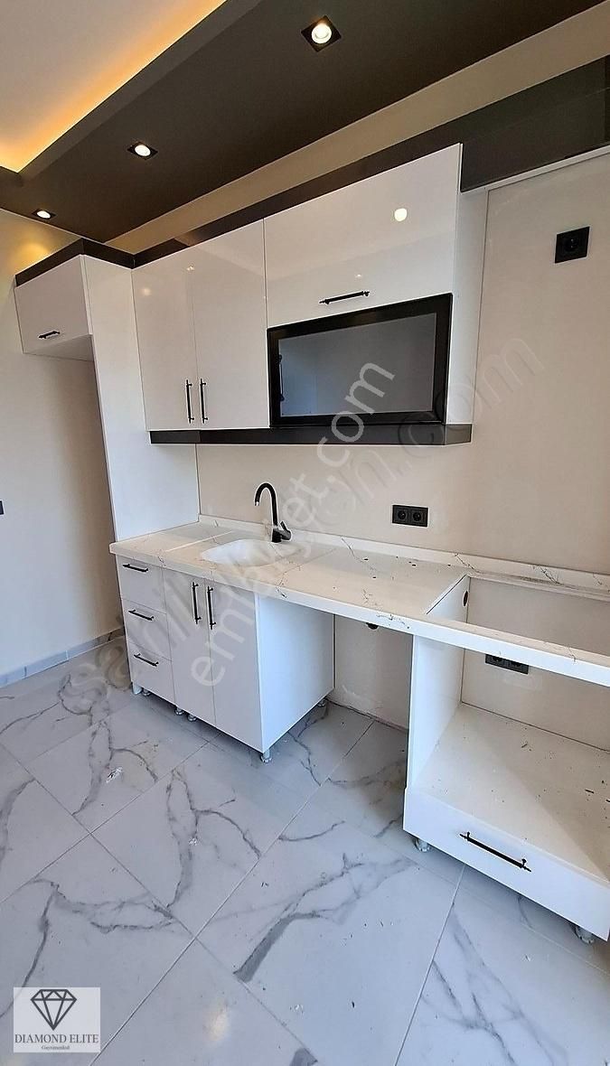 D.e. Den Kiralık Sıfır 2+1 Kapalı Mutfak Doğa Manzaralı