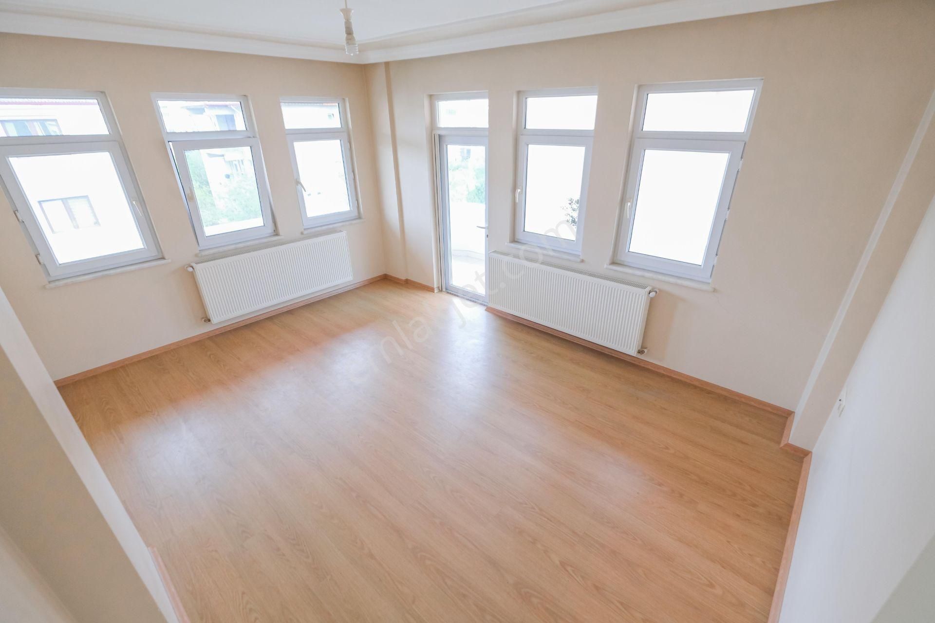 Elif Öğrenci Yurdu Yanında Kiralık 2+1 Daire