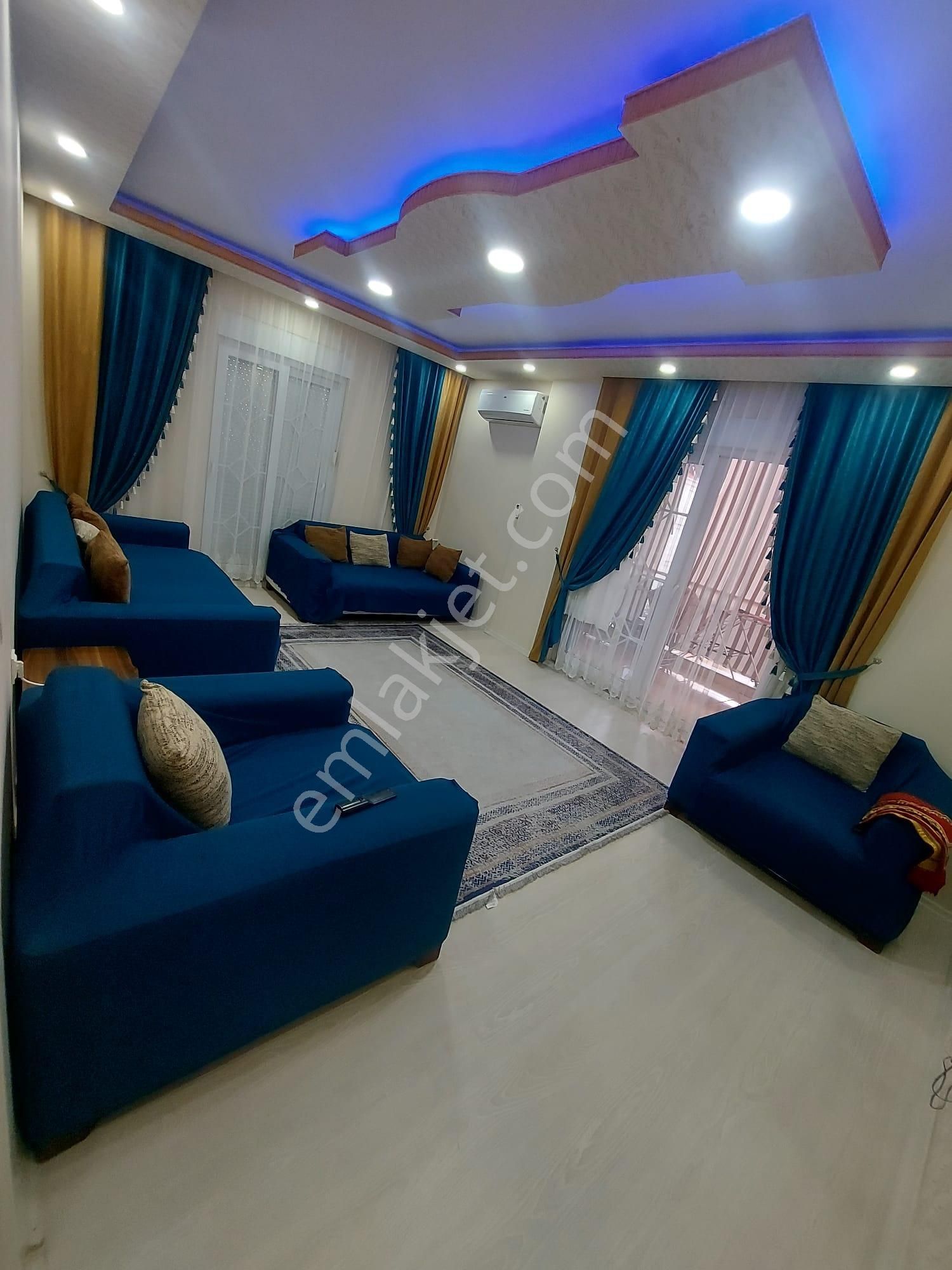 Merkezi Konumda Katta Asansörlü Full Eşyalı Ayrı Mutfak 2+1 Daire